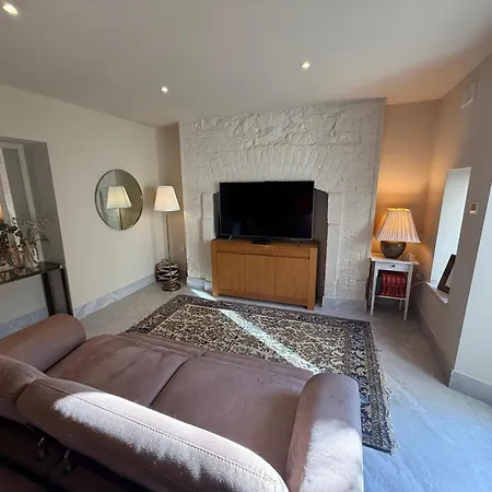 Gasthof Dun Laoghaire Hidden Getaway