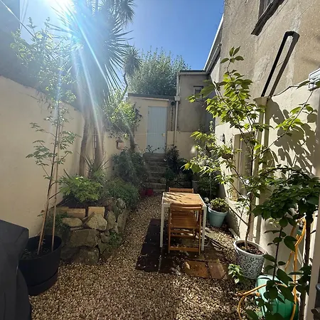 Gasthof Dun Laoghaire Hidden Getaway