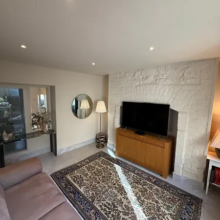 Dun Laoghaire Hidden Getaway بيت ضيافة دبلن