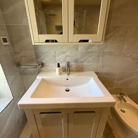 Dun Laoghaire Hidden Getaway بيت ضيافة دبلن