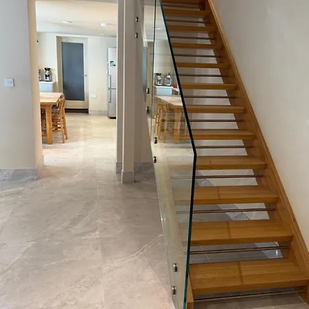 Dun Laoghaire Hidden Getaway 3* Dublin